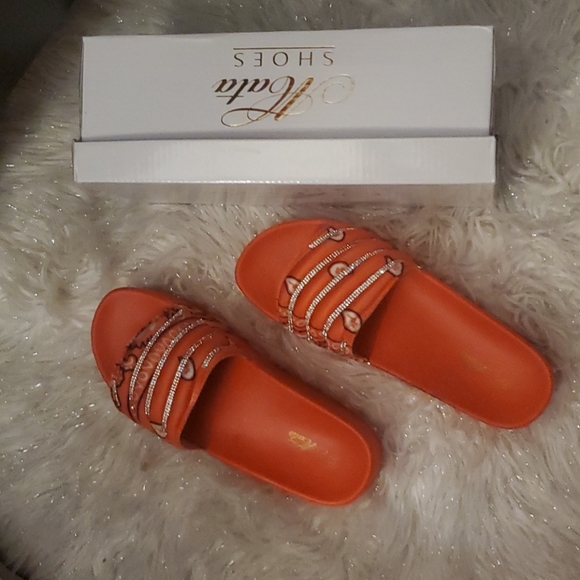 Open toe 2" high platform flip flop , bandana - Picture 1 of 10